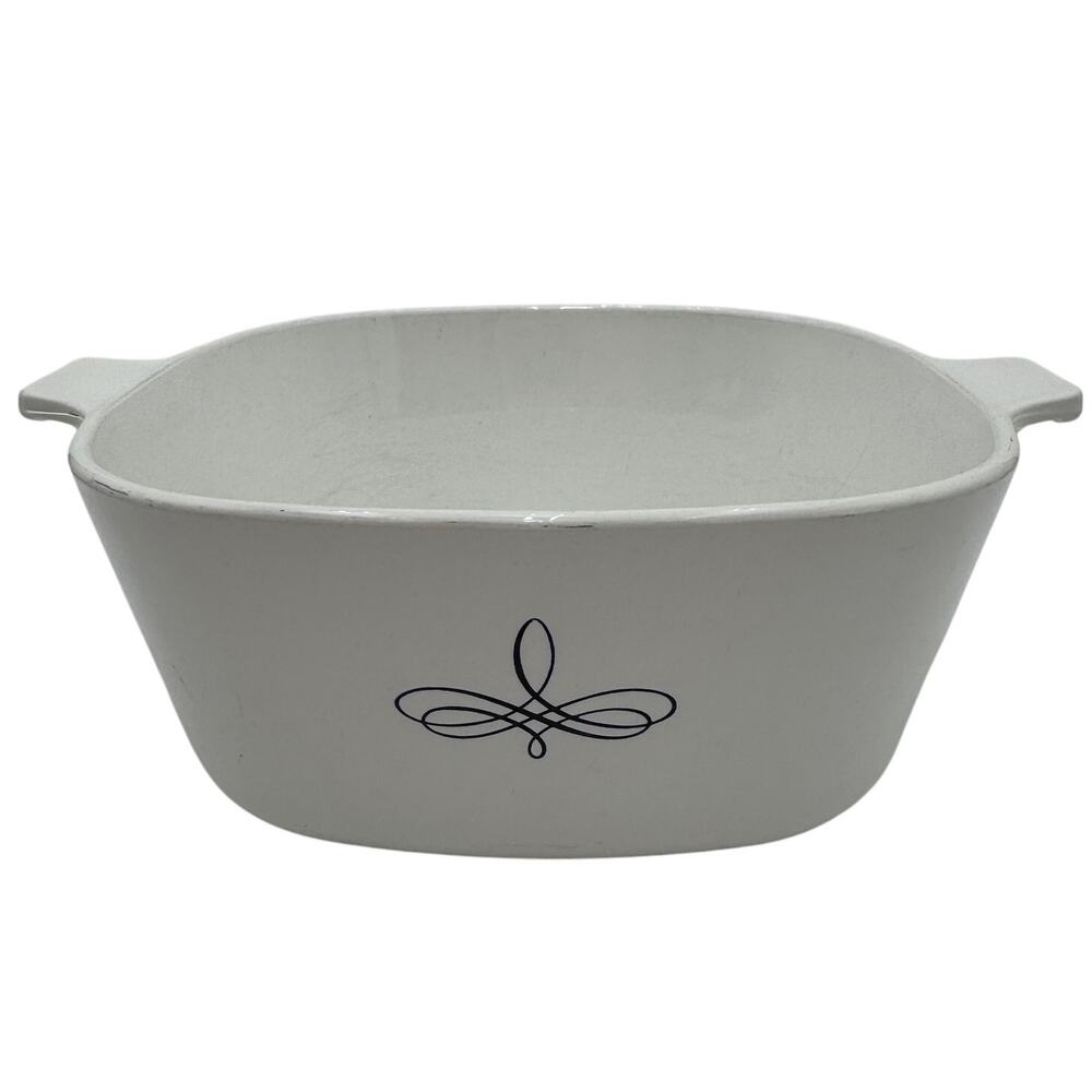 Vintage Black Trefoil Corning Ware 2.5 Qt Square Casserole P-2 1/2-B